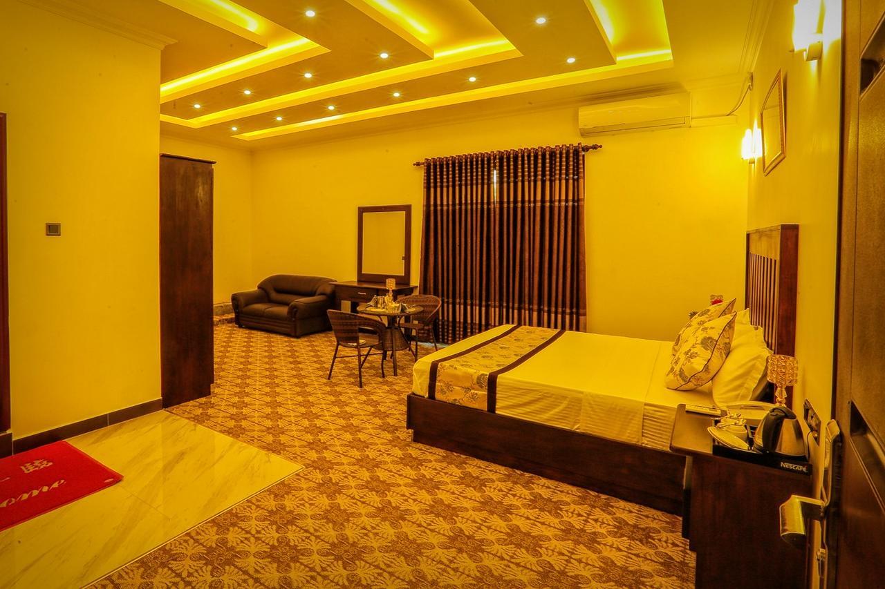 Euro Star Hotel Katunayaka Extérieur photo