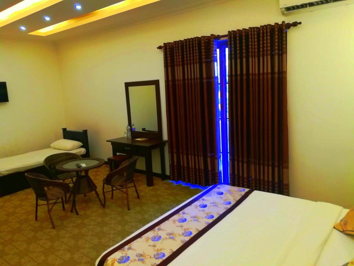 Euro Star Hotel Katunayaka Extérieur photo